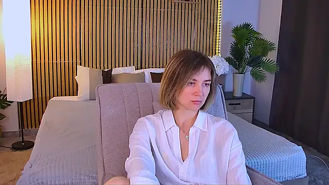 EmeraldGlow's Live XXX Chat