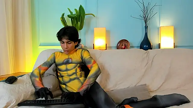 Cheys_Mast Live XXX-chat