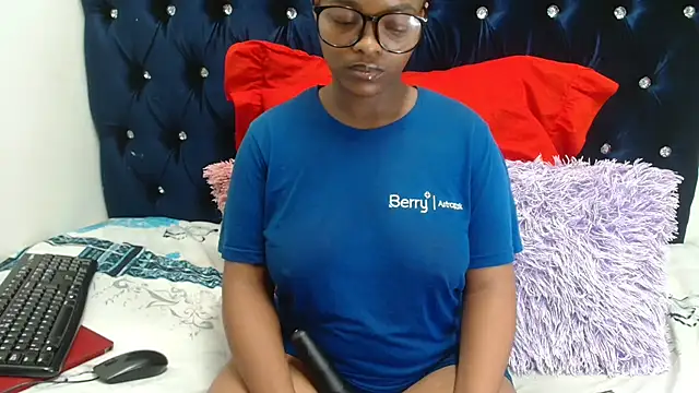 DirtySweetlola32's Live XXX Chat