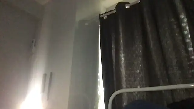 MrBombasticxxx Live XXX-chat