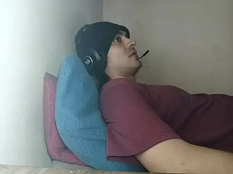 onlychinin Webcam Show