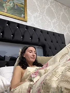 Emi_RoseMaus Webcam-Show