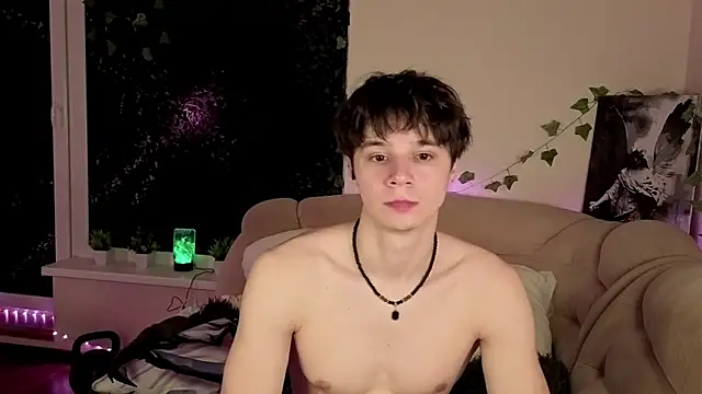 AnthonyCuutieのウェブカメラショー