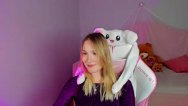 ElaraVoltage – Naživo XXX chat