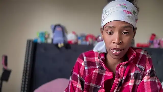 Cum2Charm's Live XXX Chat