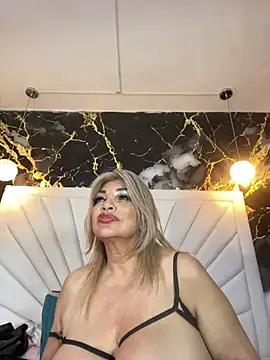 Chat +18 de scarlett_sexx69 ao vivo