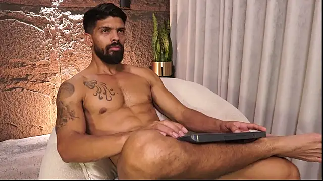 عرض كام DannSaenz