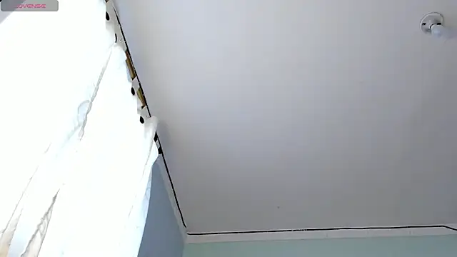 nessa_wine's Live XXX Chat