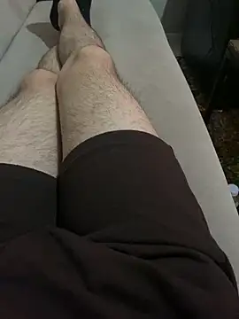 youngdick13 在線直播表演