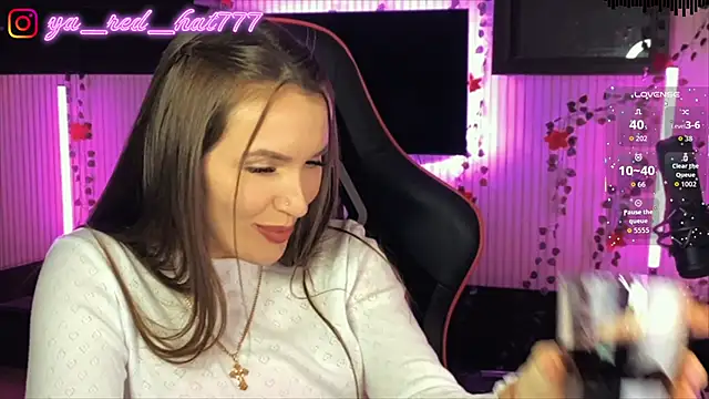 -RED_HAT- Live XXX-chat