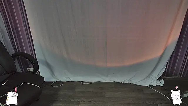 Show modela LoveMike1 na web-kameri