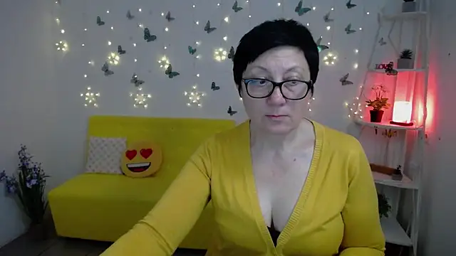 EmilyL0ve: онлайн-секс-чат