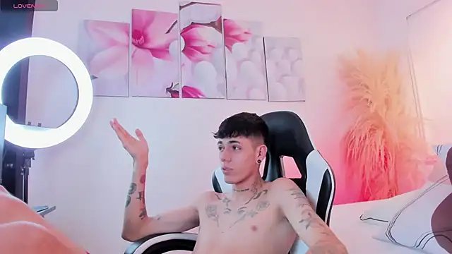 Tommy_valverde webcam show