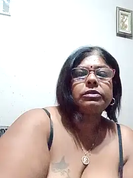 Chat +18 de mileesha ao vivo