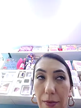 Chat +18 de LunaZambrano ao vivo