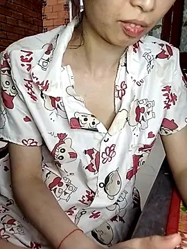 Chammy720 即時 XXX 聊天