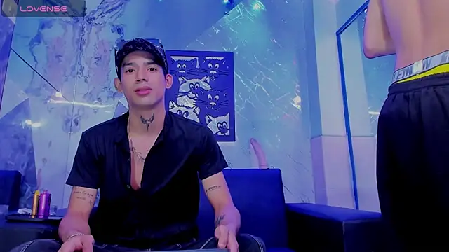 Axxel_26 Adlı Modelin Web Kamerası Şovu