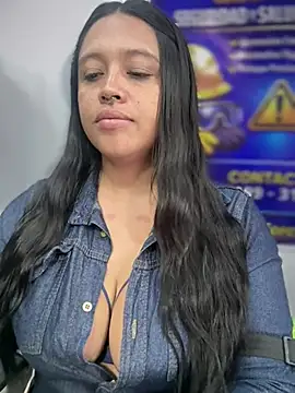 Chatroom XXX en direct de _Mia-Safety_Inspector