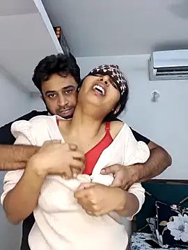 ITZ_GURU – Live XXX-chat