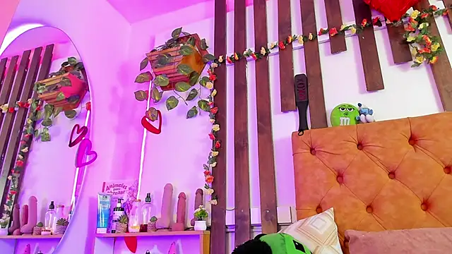 Chatroom XXX en direct de MeowMota_