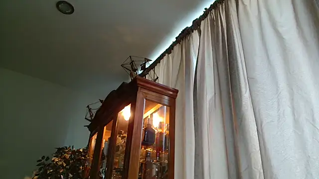 Sembang XXX Secara Langsung MINI_Petite