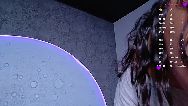 Chat XXX ao vivo de ReinaChloe