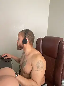 Fathero1time webkamerás műsora