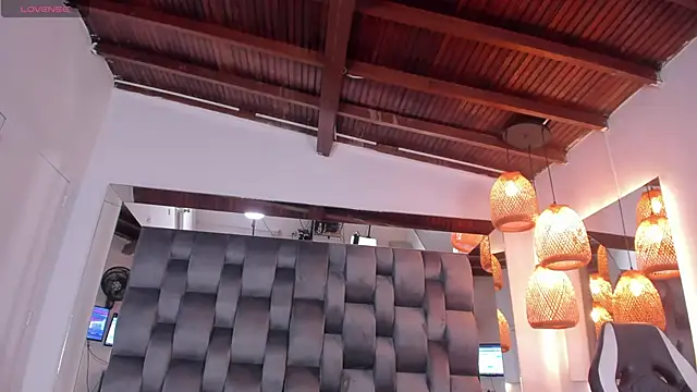 emily-fox: онлайн-секс-чат