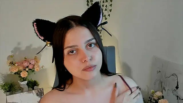 แชท XXX สดของ MarianneAuvil