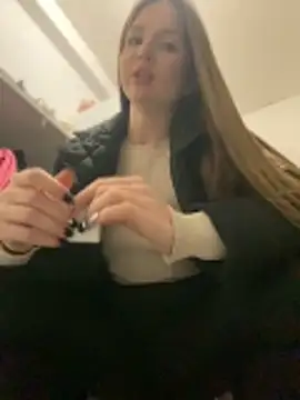 KrisMagnoly live XXX chat