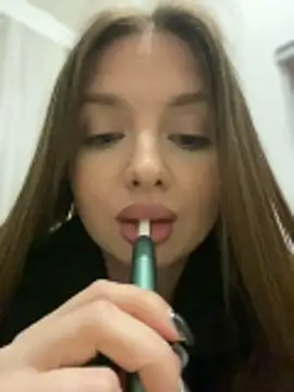 دردشة KrisMagnoly الجنسية المباشرة