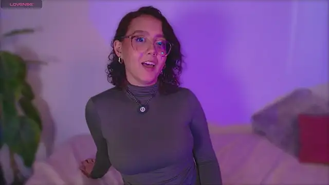 Онлайн чат XXX kittysophie_