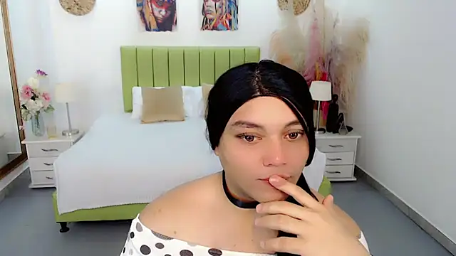 charlotte1_sweet Adlı Modelin Web Kamerası Şovu