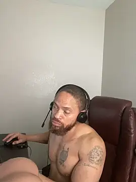 Czat XXX na żywo – Fathero1time