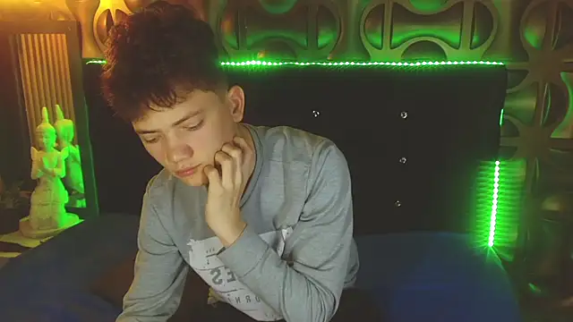 cruz_dante Adlı Modelin Web Kamerası Şovu