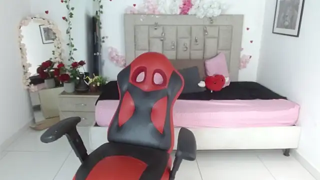 sven_fox723 Live XXX Chat