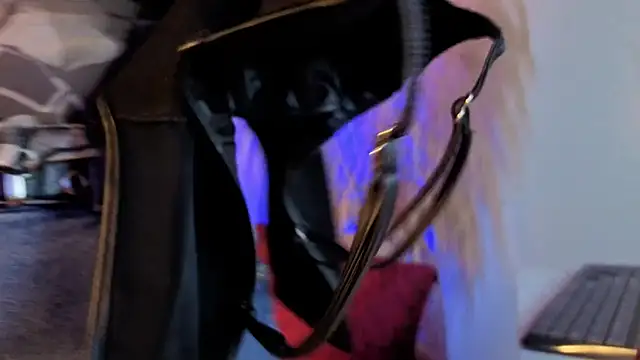 Elecktra_sweet Chat XXX in diretta