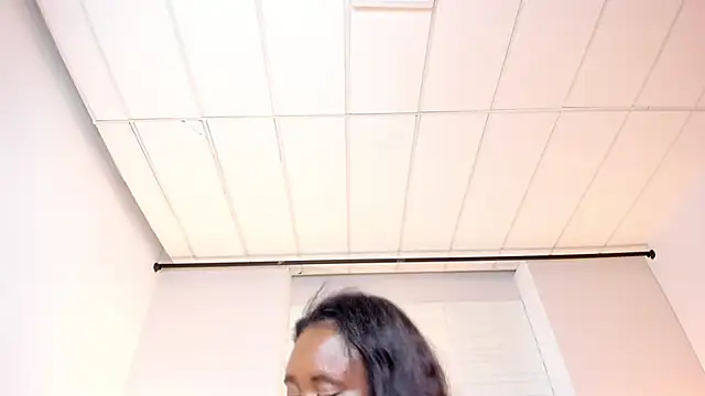 XXX chat uživo modela IvyBennet_