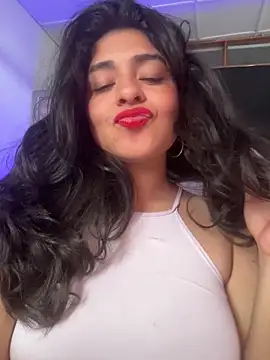 XXX chat uživo modela EmilyNoir1