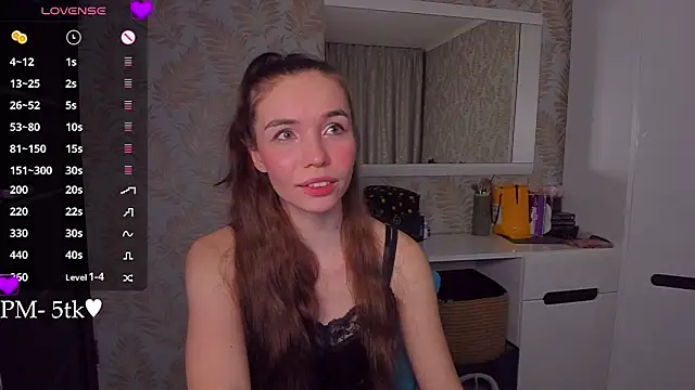 YonaBones 라이브 XXX 채팅