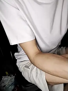 ali_za88 即時 XXX 聊天