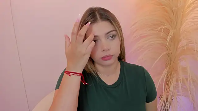 thaliafox_'s Live XXX Chat