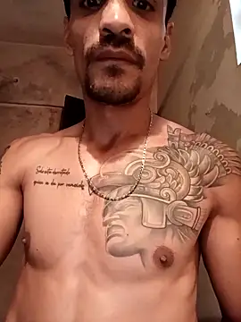 Czat XXX na żywo – HOTWOLF_FIT