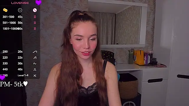 Chat +18 de YonaBones ao vivo