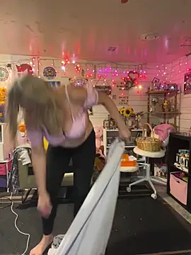 TrenaAnne: απευθείας συνομιλία ΧΧΧ