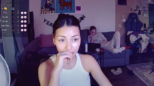 KatiKate 即時 XXX 聊天