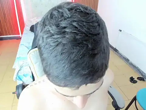 Pertunjukan Kamera Web alejo_matine