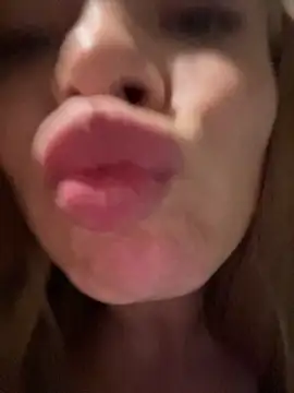 AnastasiaAniess' Live XXX Chat