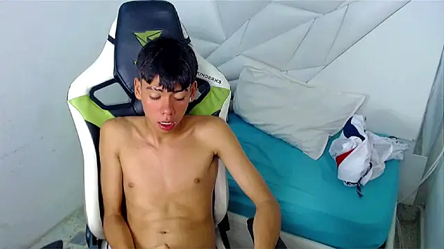 Liarr_: απευθείας συνομιλία ΧΧΧ