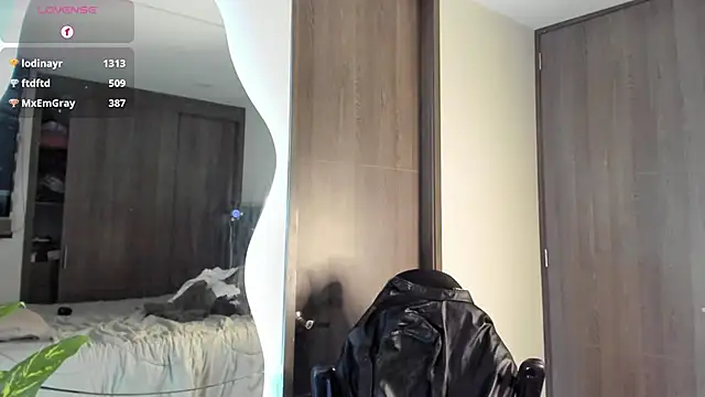 Czat XXX na żywo – Dimitri_Bass